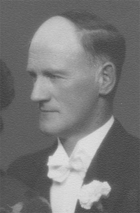 Alfred Sigenius Teodor   Ajax 1896-1983