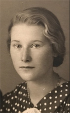 anna_marta_olofsson_f1917.jpg