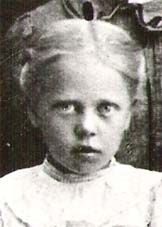 hulda_emilia_sjokvist_f1904.jpg