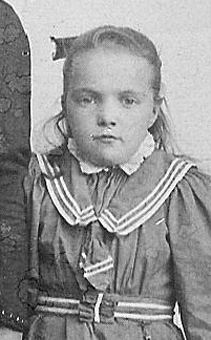 nilda_karolina_larsson_f1889.jpg